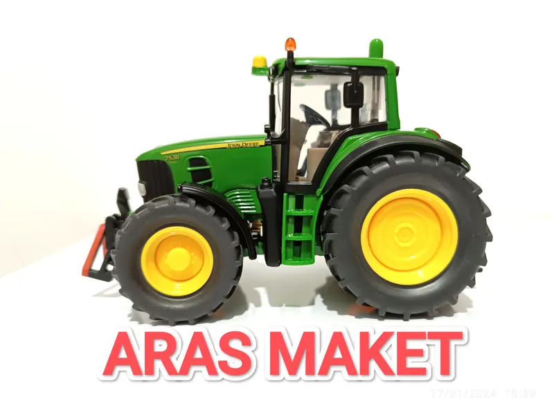 ماکت فلزی تراکتور جان دییر JOHN DEERE سیکو آلمان