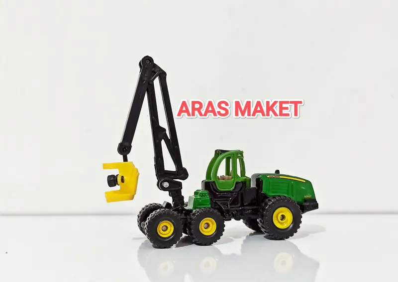 ماکت تراکتور چوب بر جان دییر JOHN DEERE