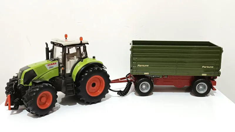 ماکت فلزی کنترلی تراکتور CLAAS با یدک کش SIKU