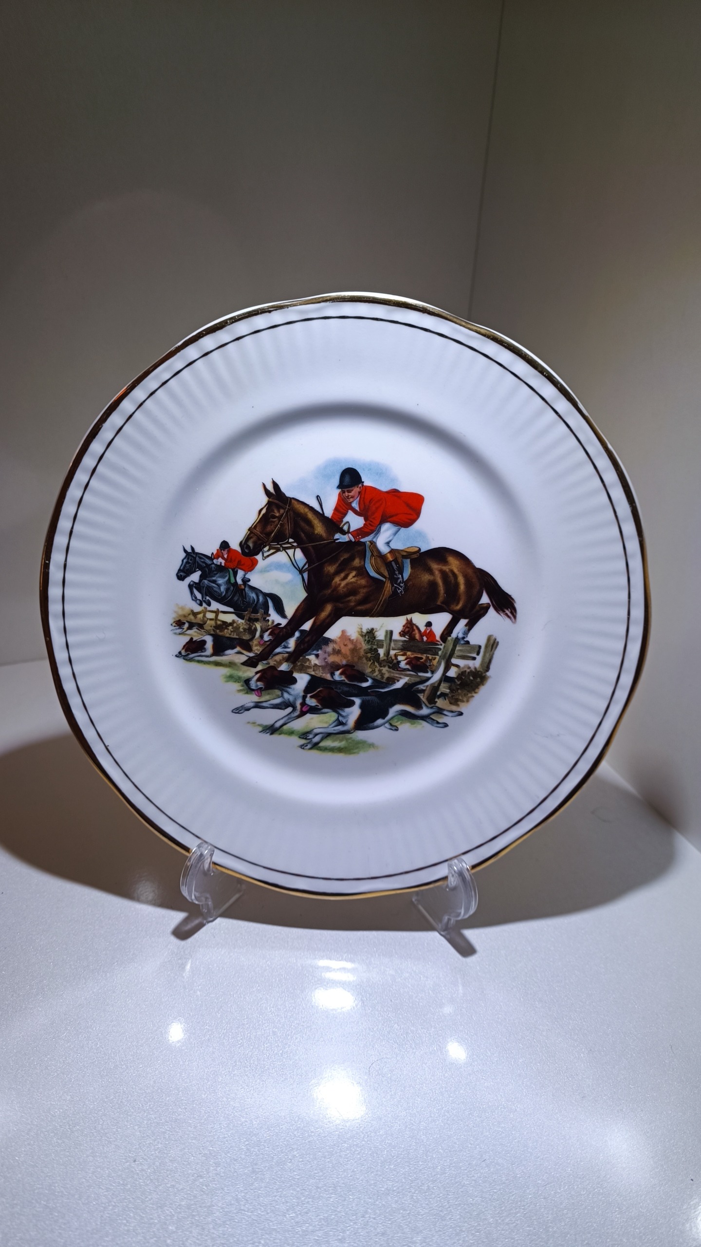 دیوارکوب آنتیک و قدیمی اروپایی