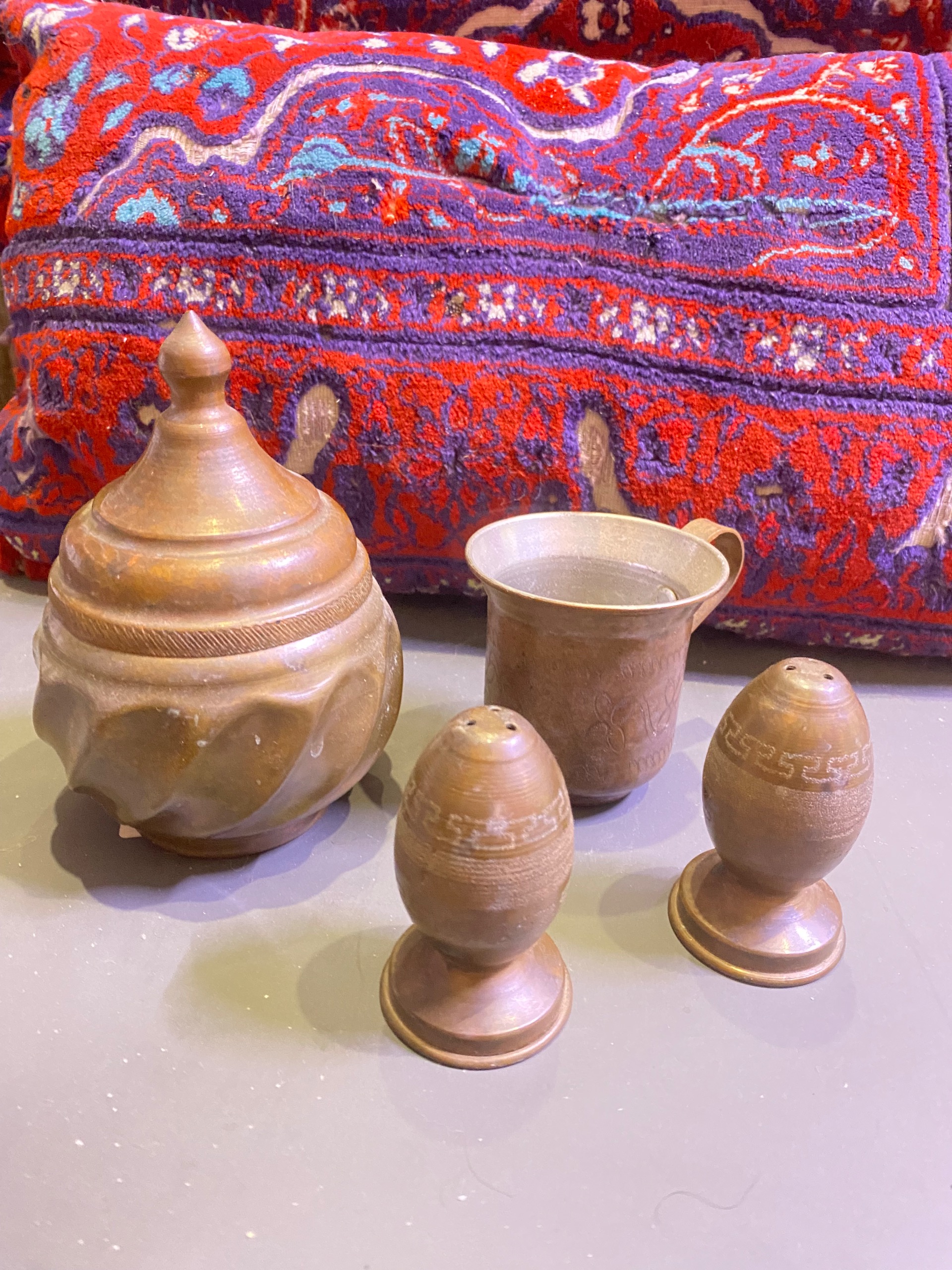 ظروف مسی قدیمی