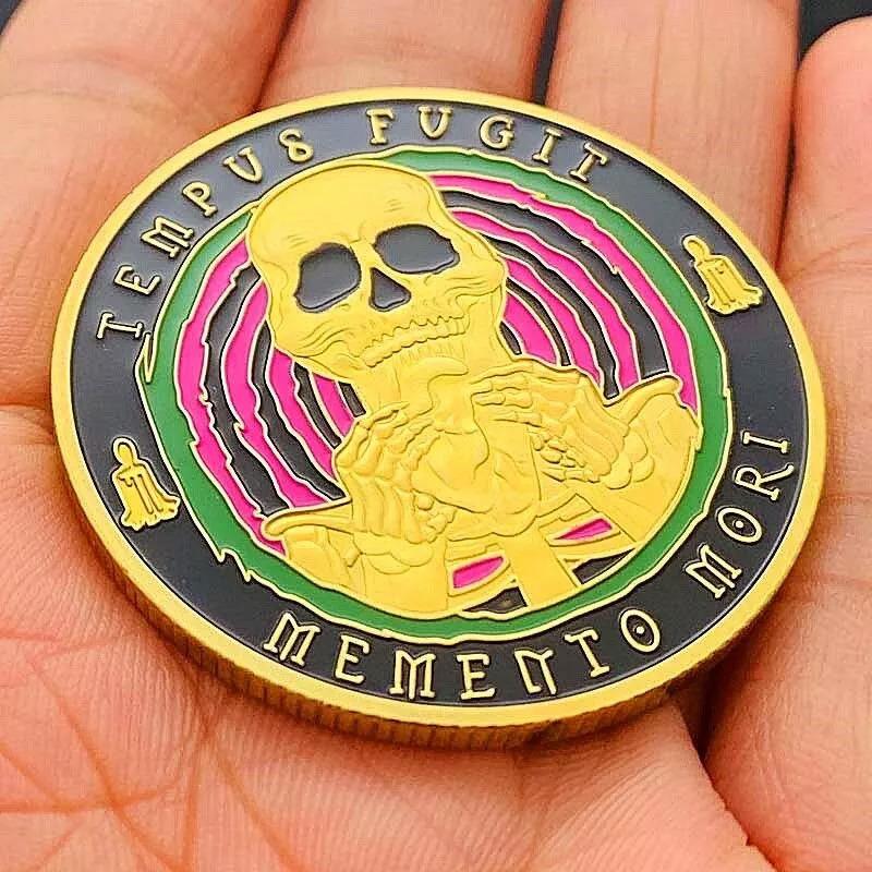 سکه یادبود زمان می گذرد - طرح جمجمه