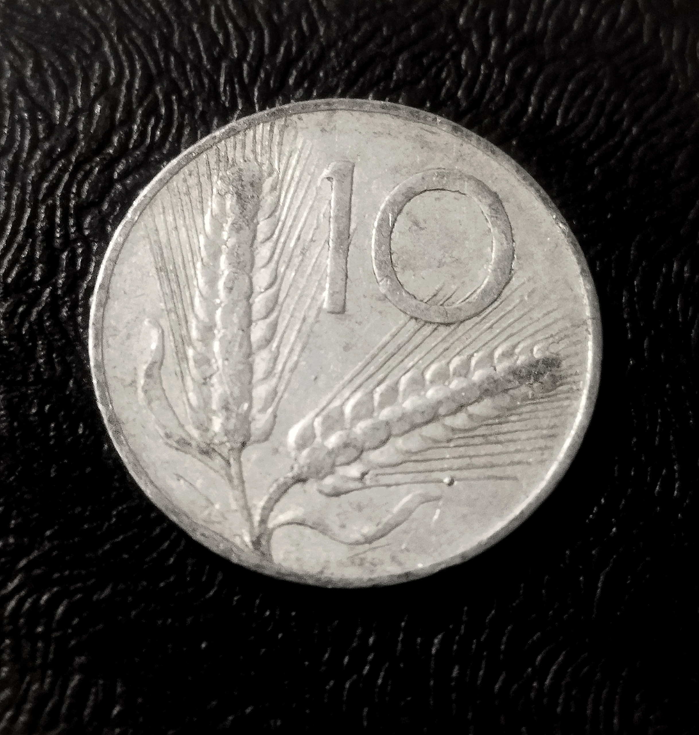 سکه قدیمی 10 لیر ایتالیا 1952