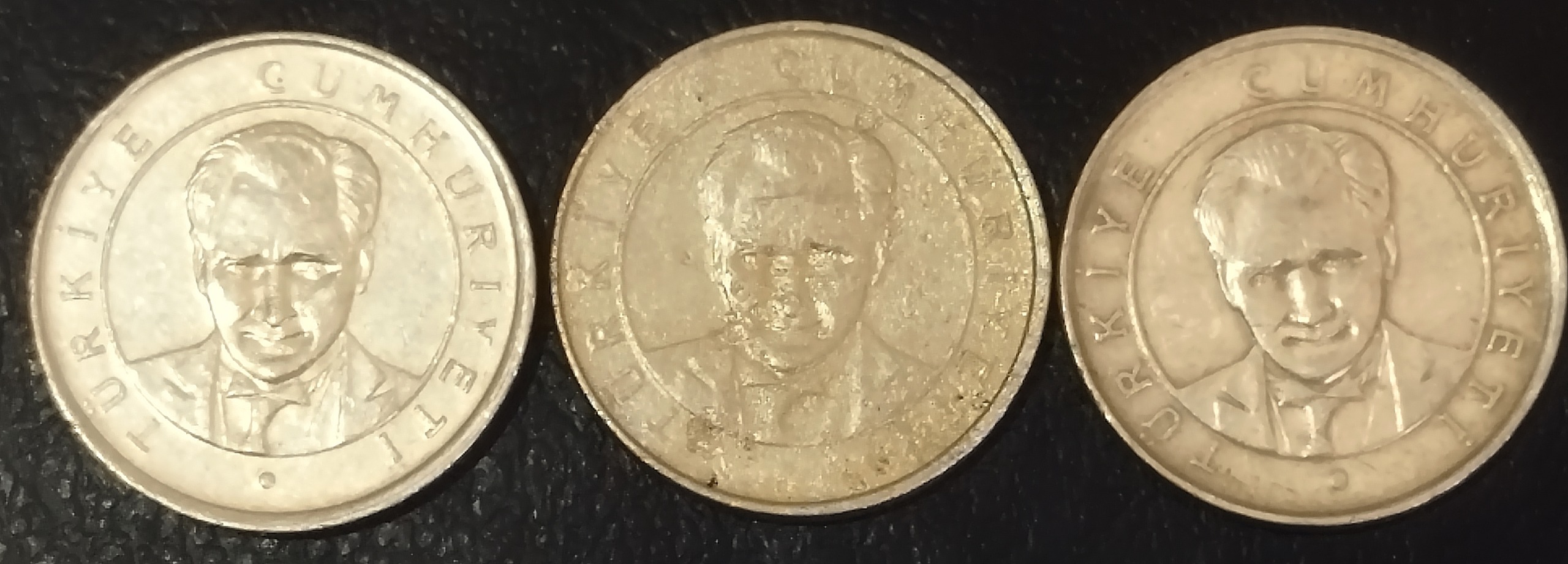 سکه 25 هزار لیر ترکیه 3 عدد توضیحات