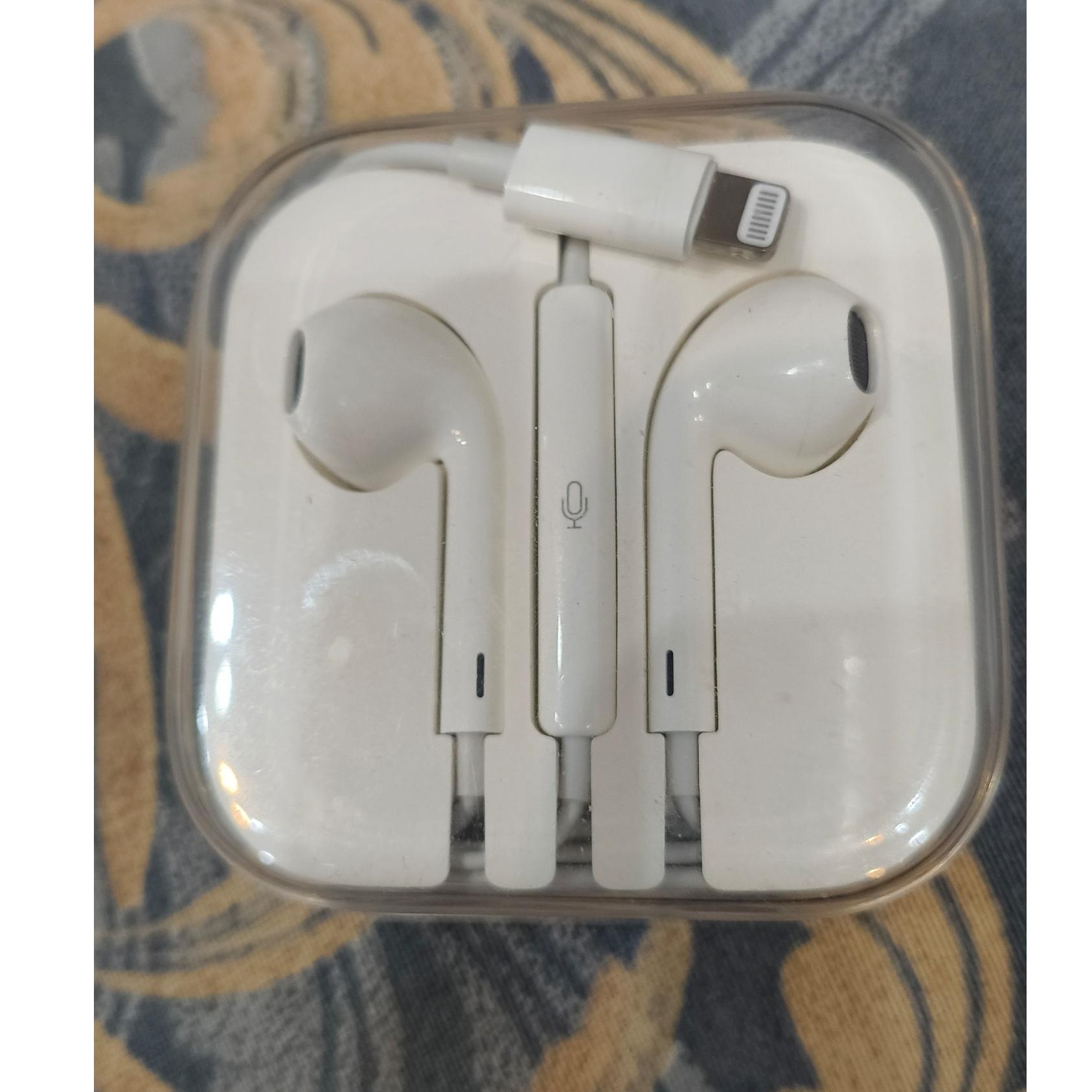 هندزفری ایفون با سیم