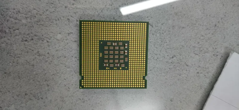 CPU Intel Pentium 4 سالم