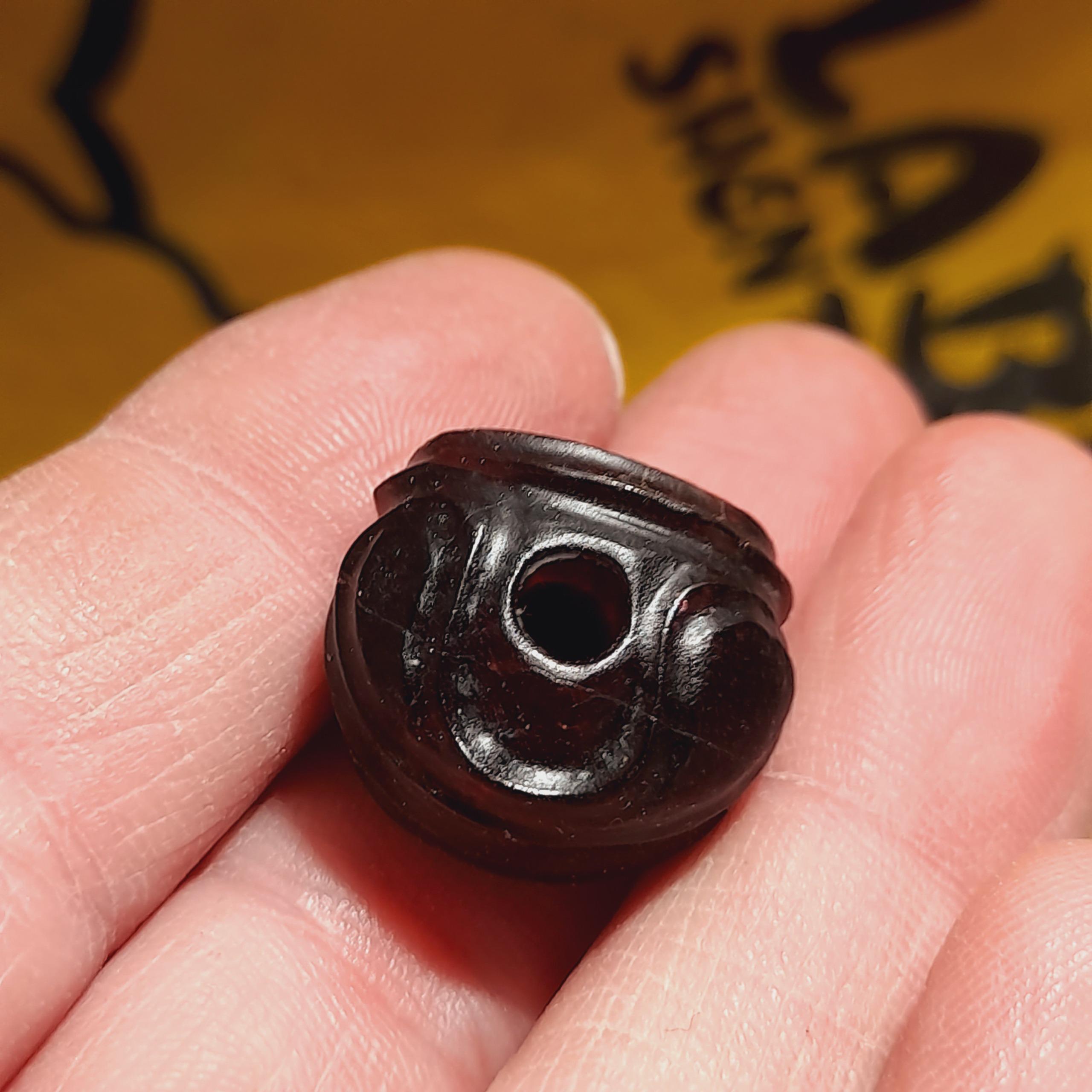 مهره نشاندار یاقوت سیلان