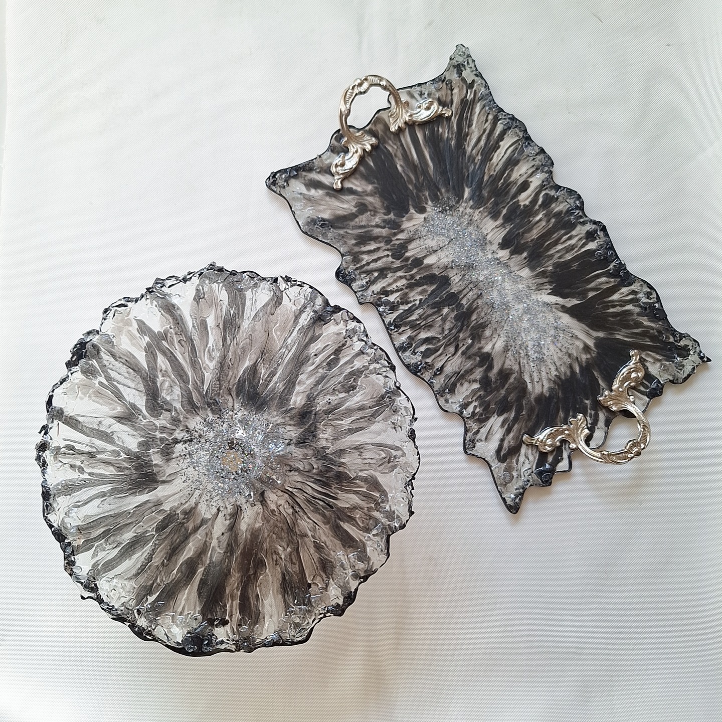 سینی و شیرینی خوری لوکس رزینی مشکی