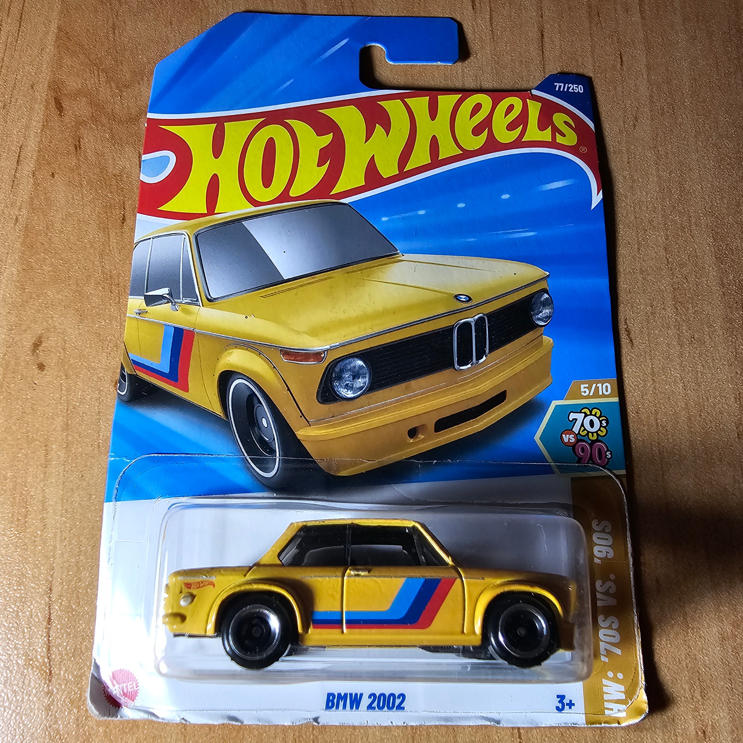 ماکت هاتویلز BMW 2002 مقیاس 1/64 سری 2025