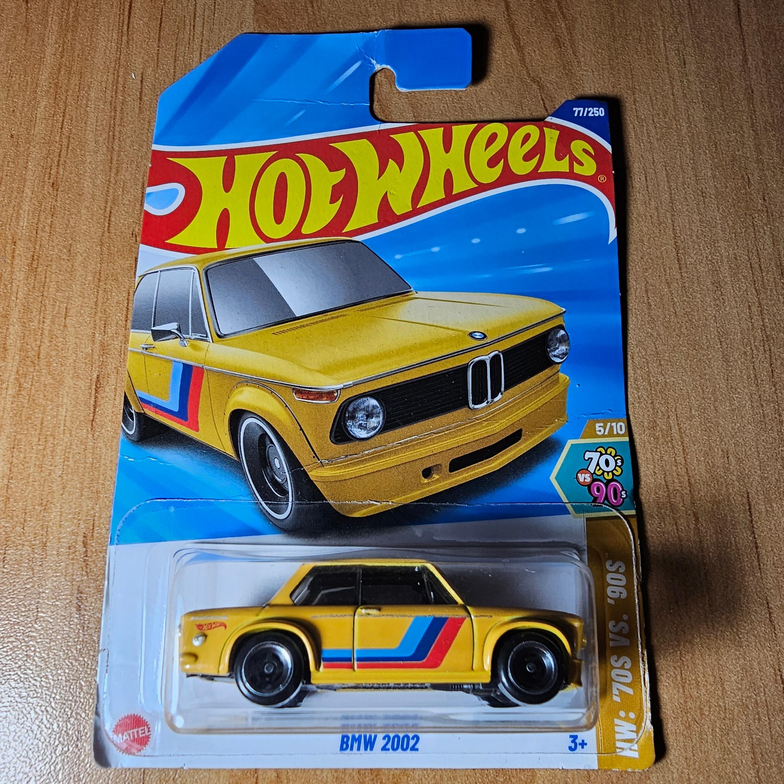 ماکت هاتویلز BMW 2002 مقیاس 1/64 سری 2025