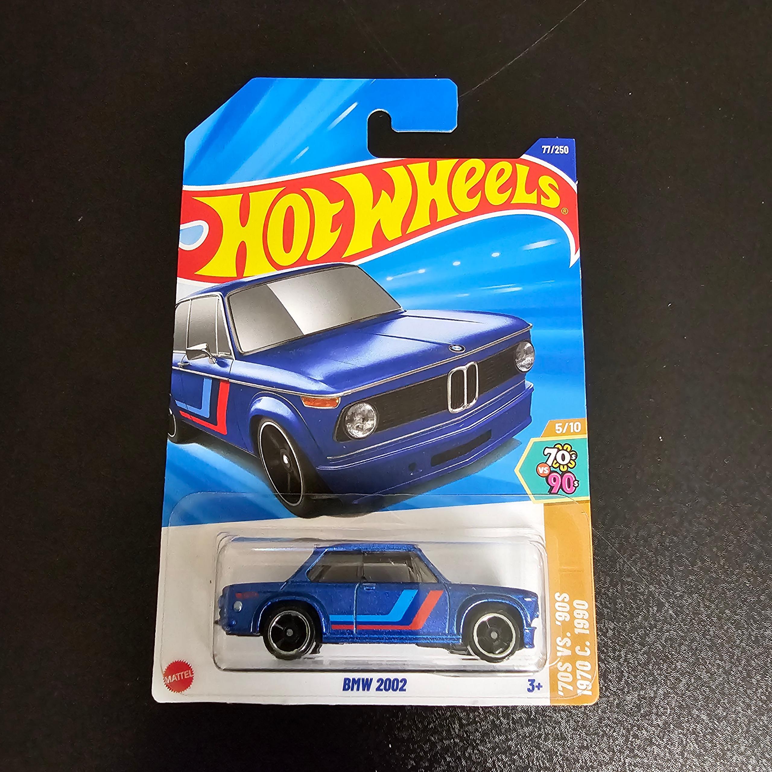 ماکت هاتویلز BMW 2002