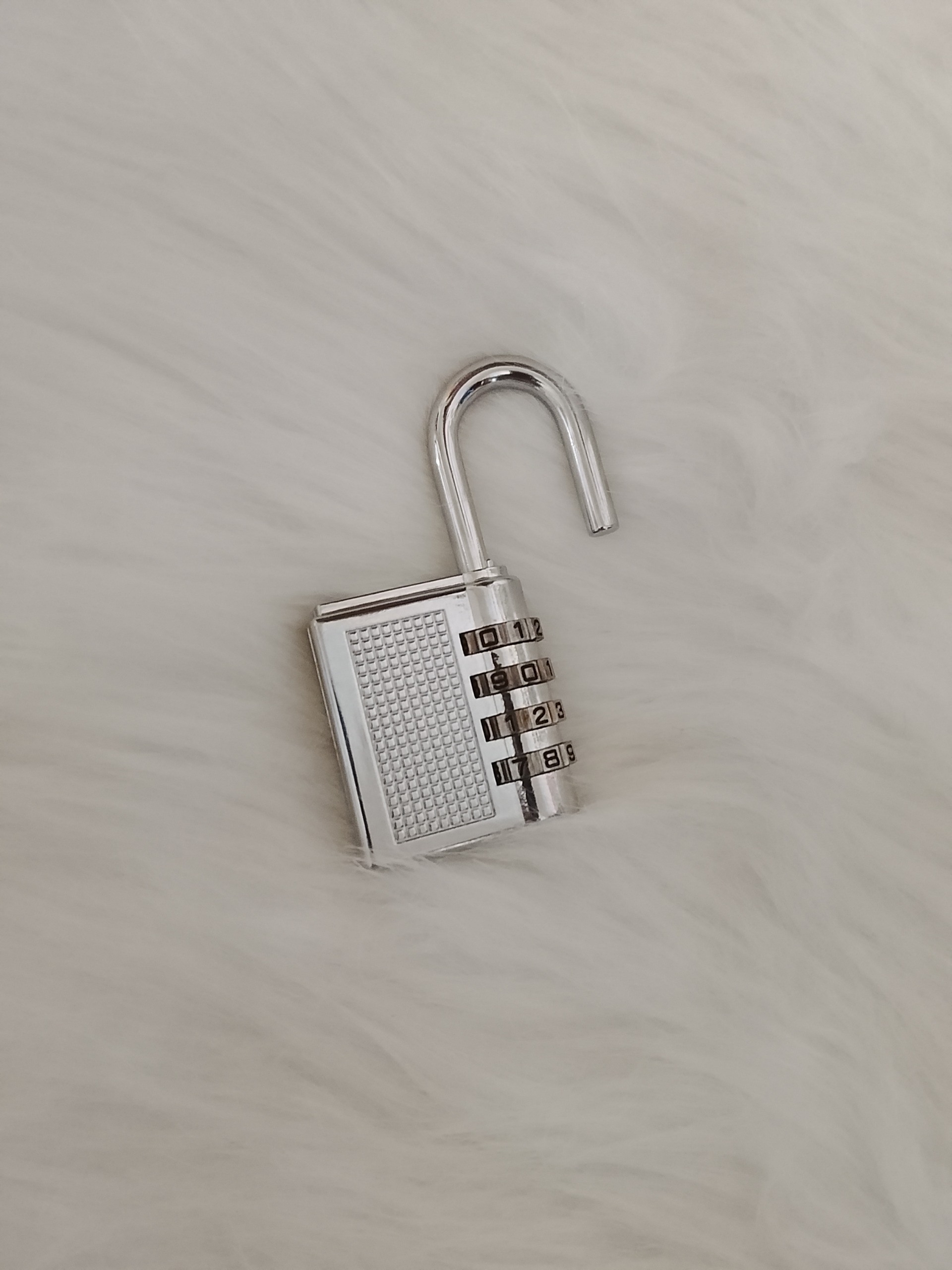 قفل رمزی ع ردیفی اورجینال