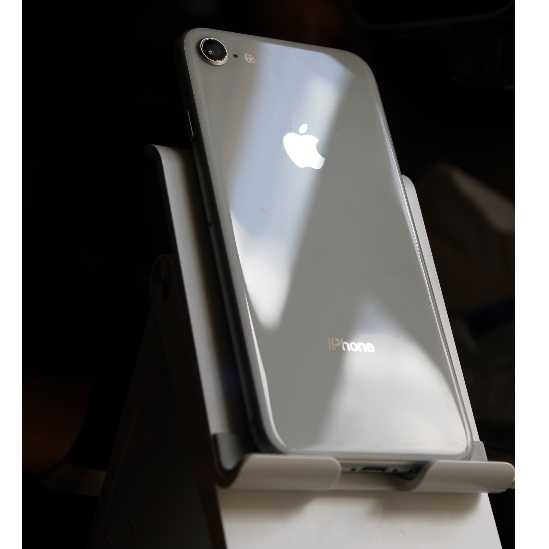 Iphone 8 , 64Gig