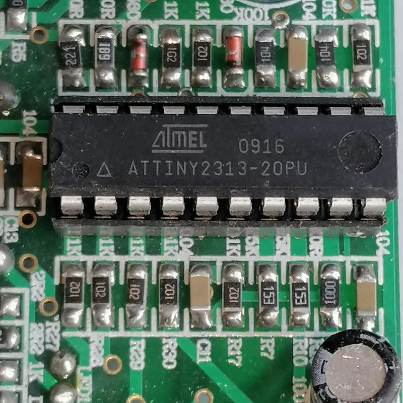 30 عدد Attiny 2313