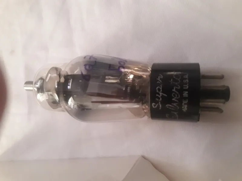 لامپ رادیویی 6Q7