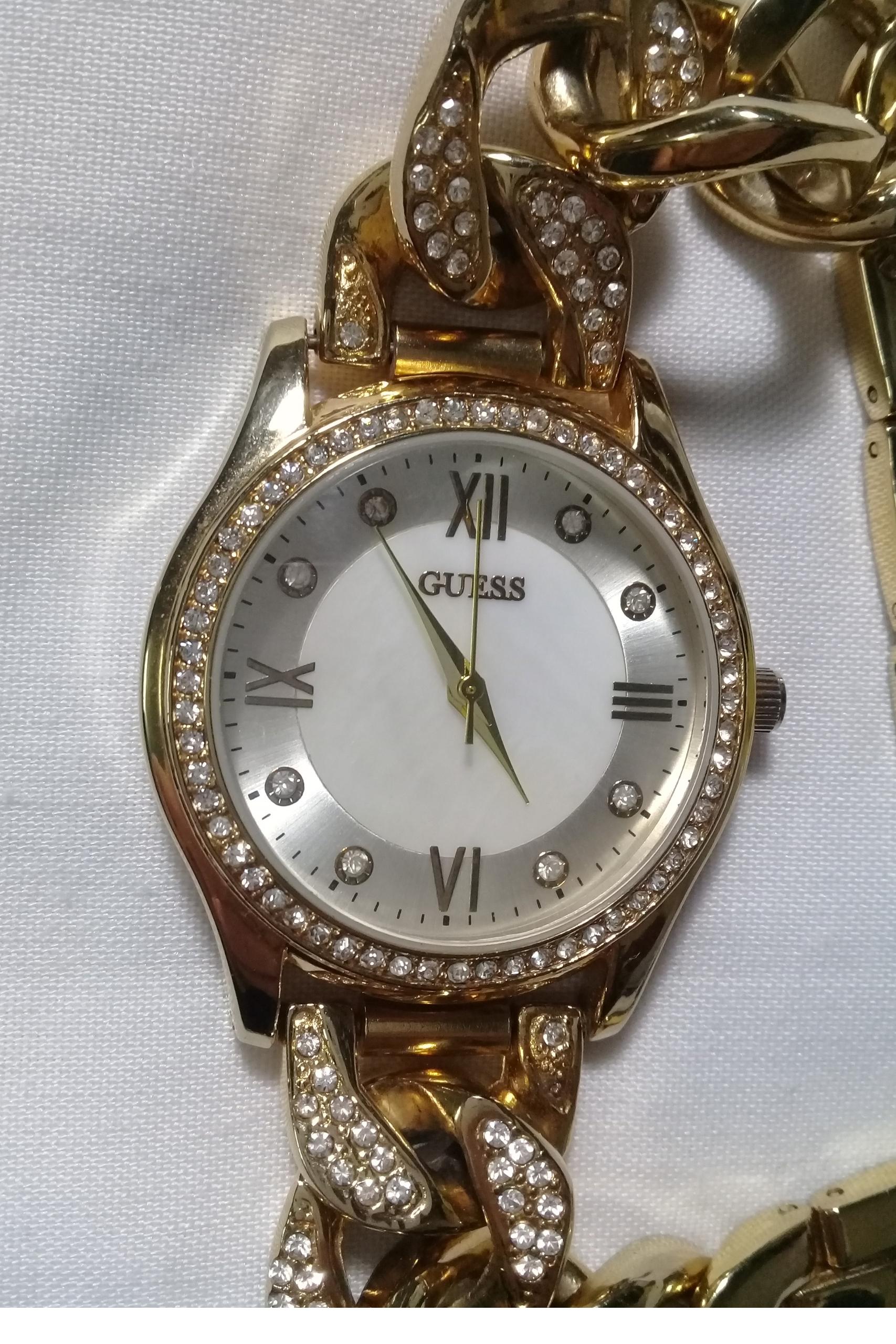 ساعت دخترانه Guess