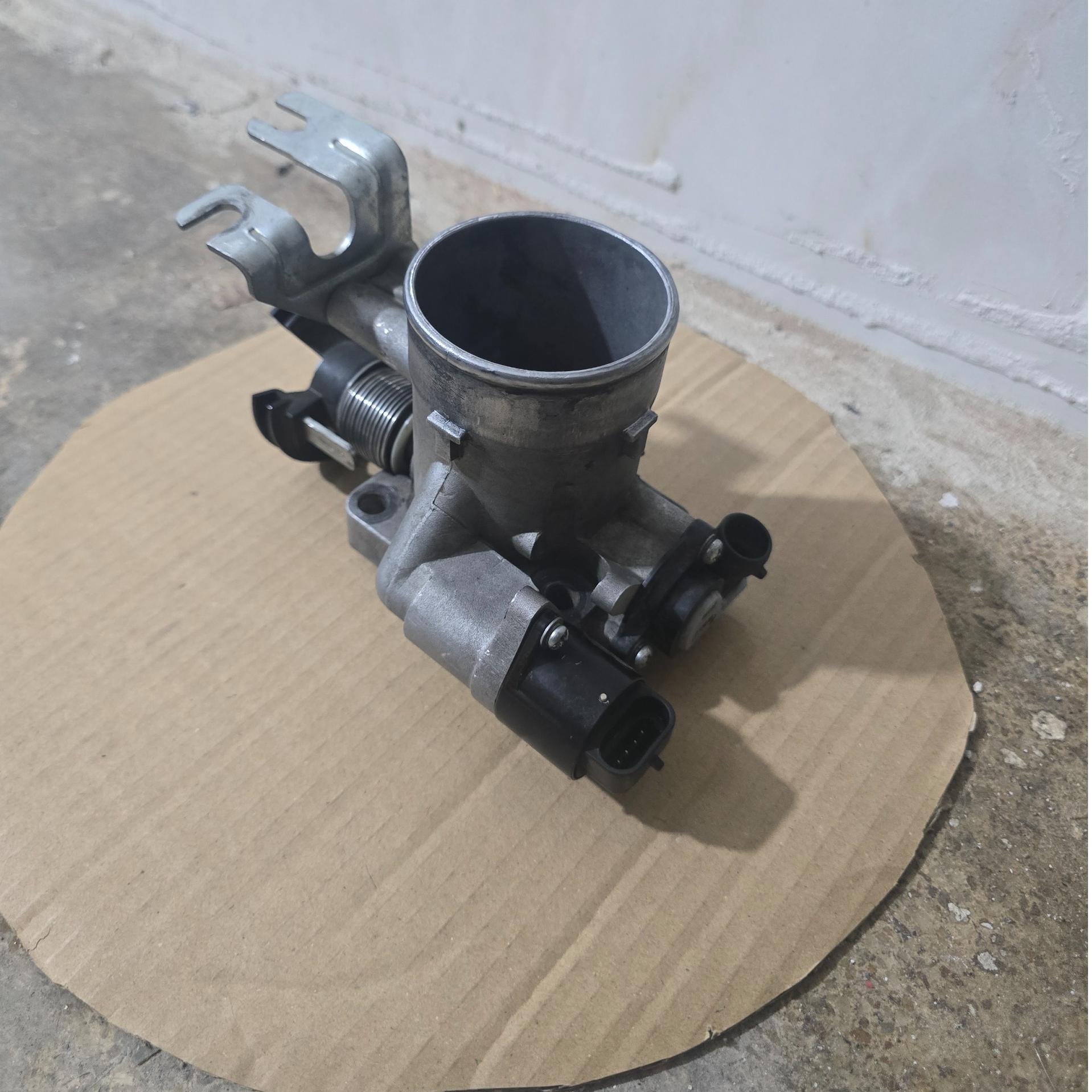 دریچه ی گاز پیکاپ ریچ