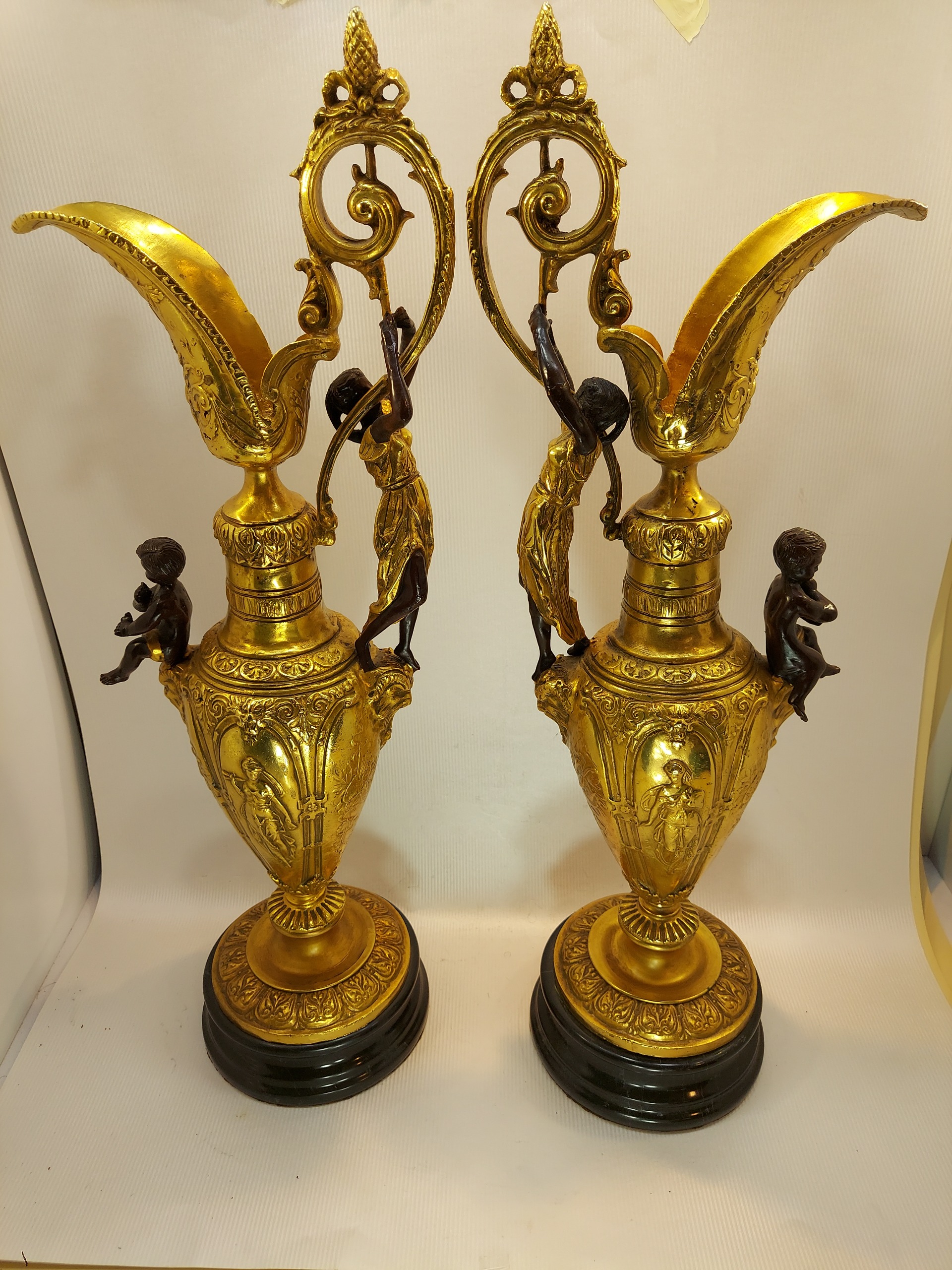 جفت کار برنزی تایلندی قدیمی آب طلا شده غول پیکر