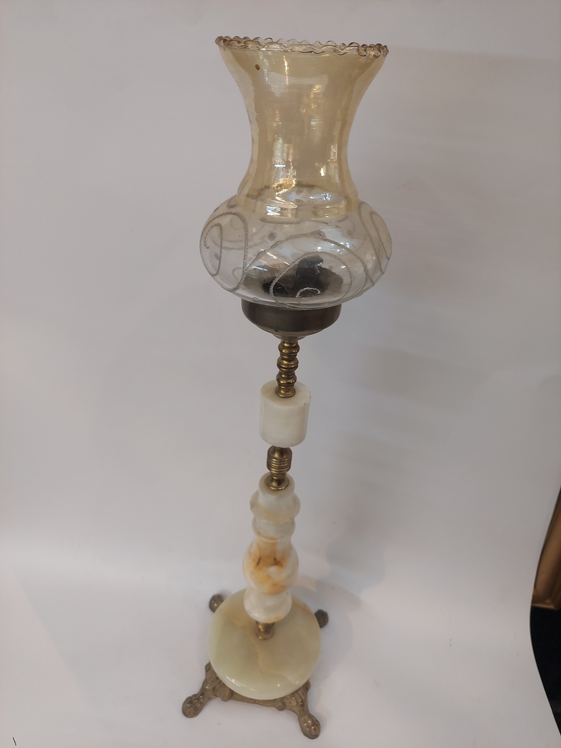 شمعدان قدیمی پایه سنگی و برنجی سایز بزرگ