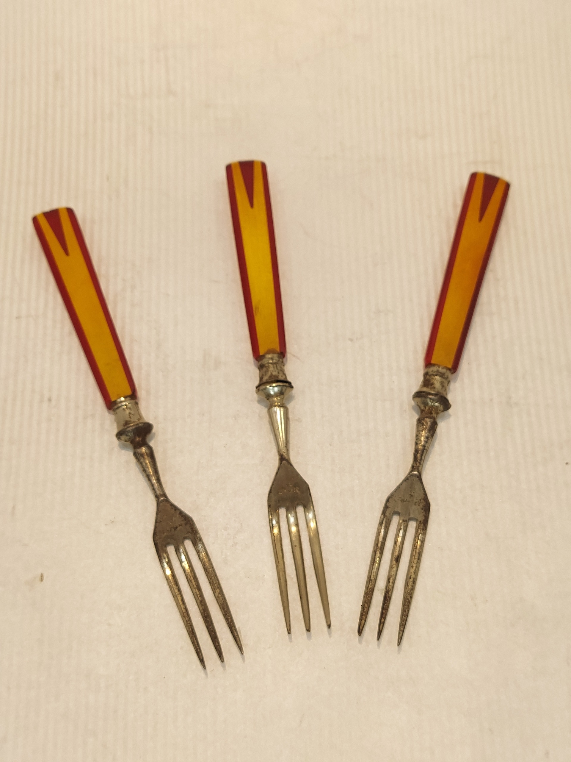 سه عدد چنگال سندلوس،آلمانی کهنه بی تکرار