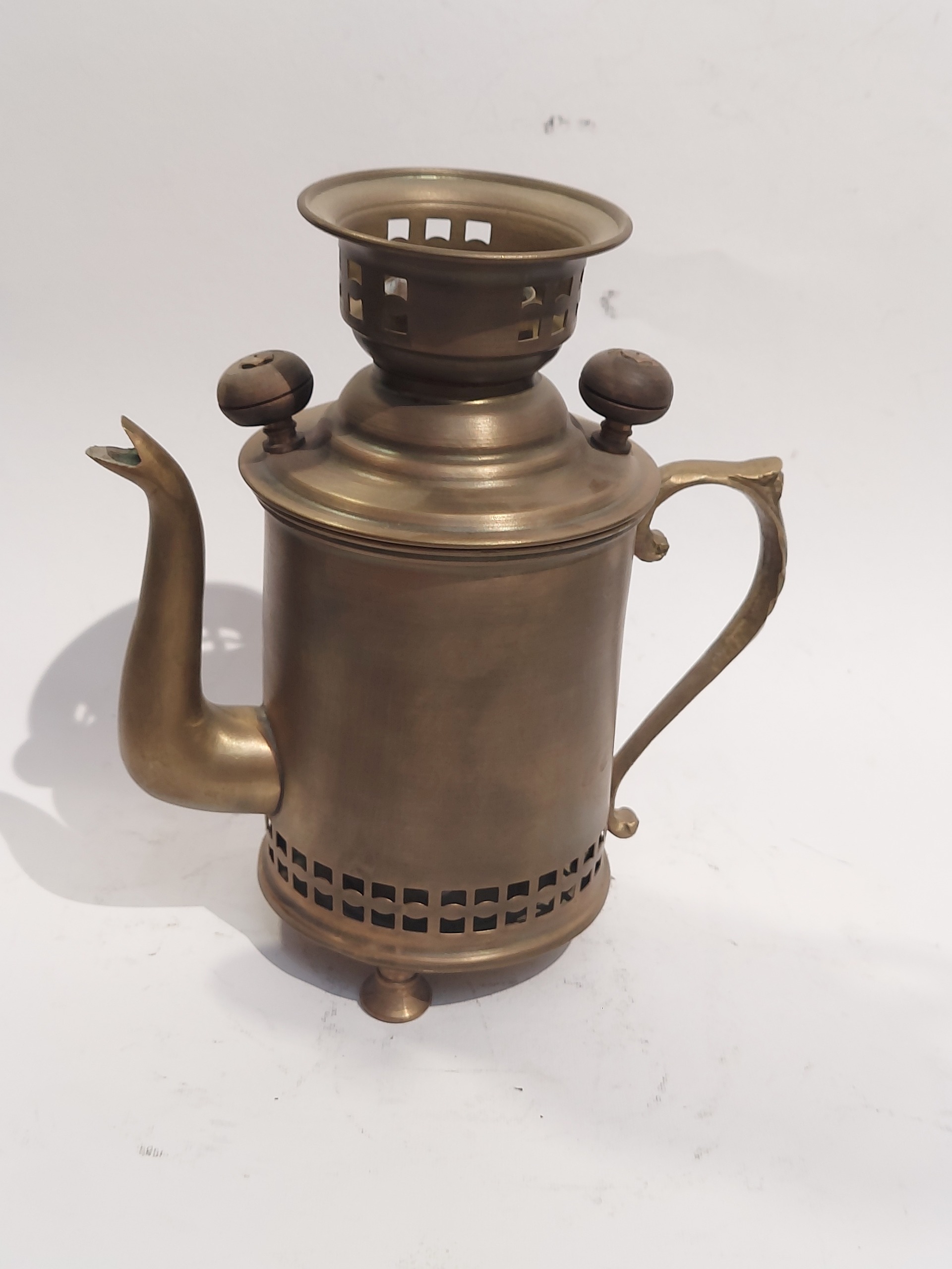 سماور شکاری ذغالی  برنجی کاملا سالم