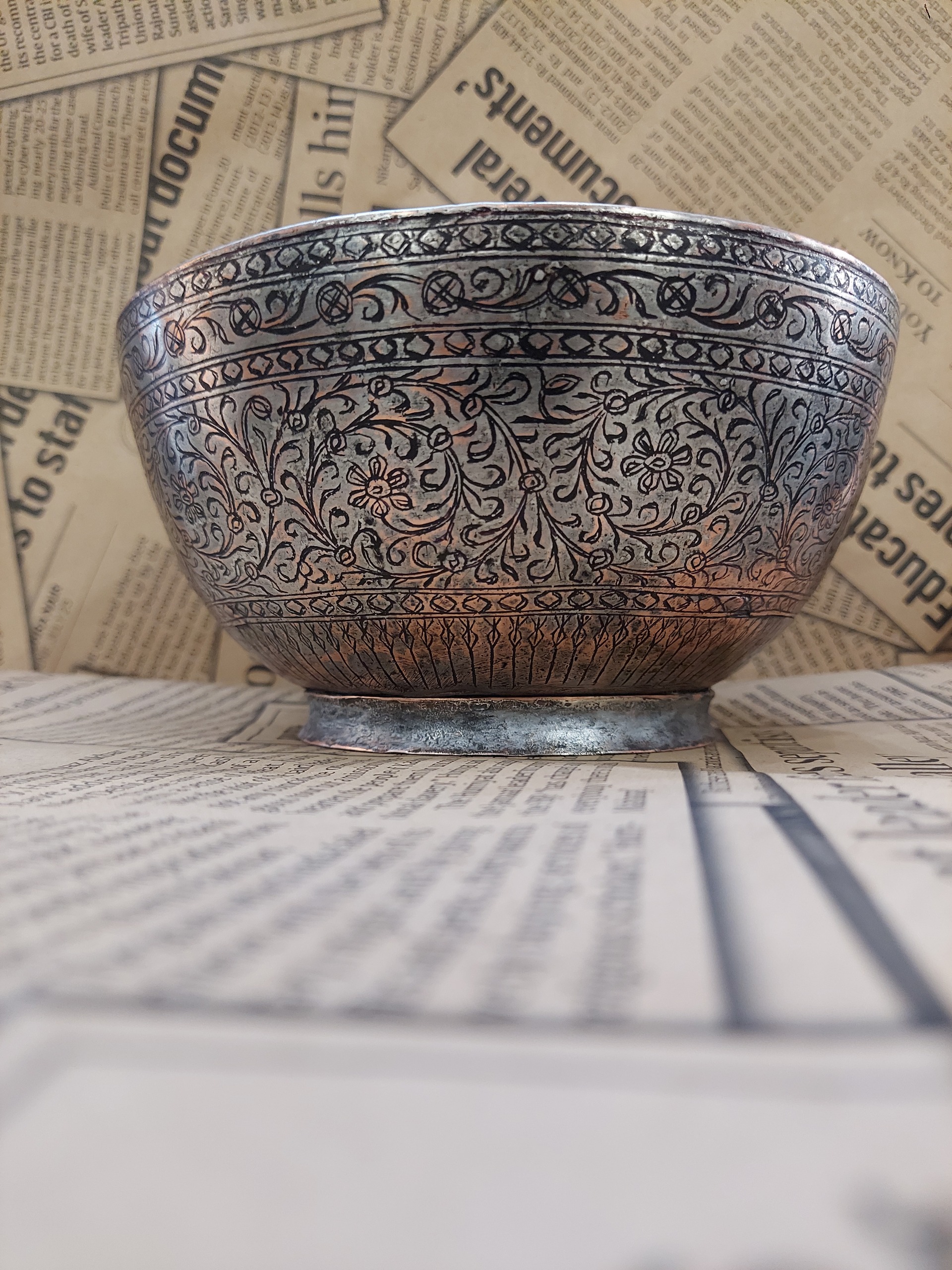 کاسه مسی تمام قلم قاجاری تاریخ دار و صاحبه دار