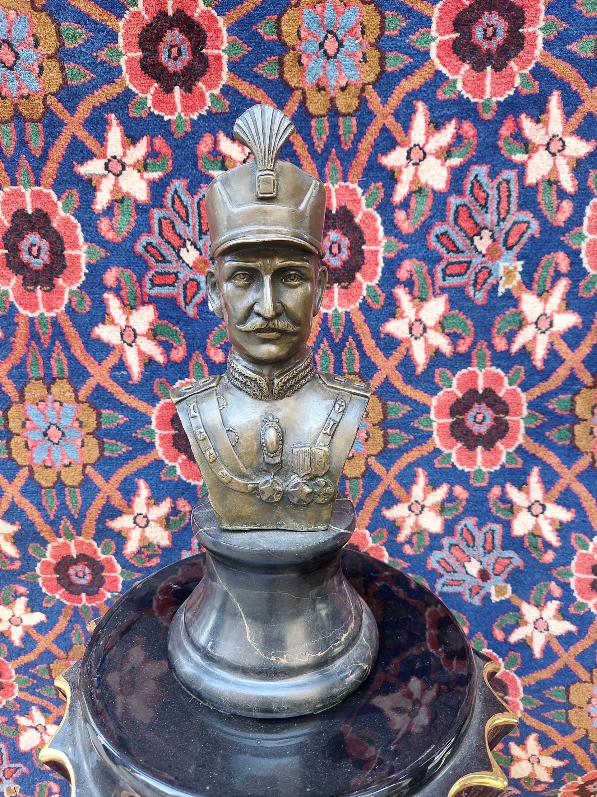 مجسمه برنز تندیس رضاشاه کار امضادار توپر