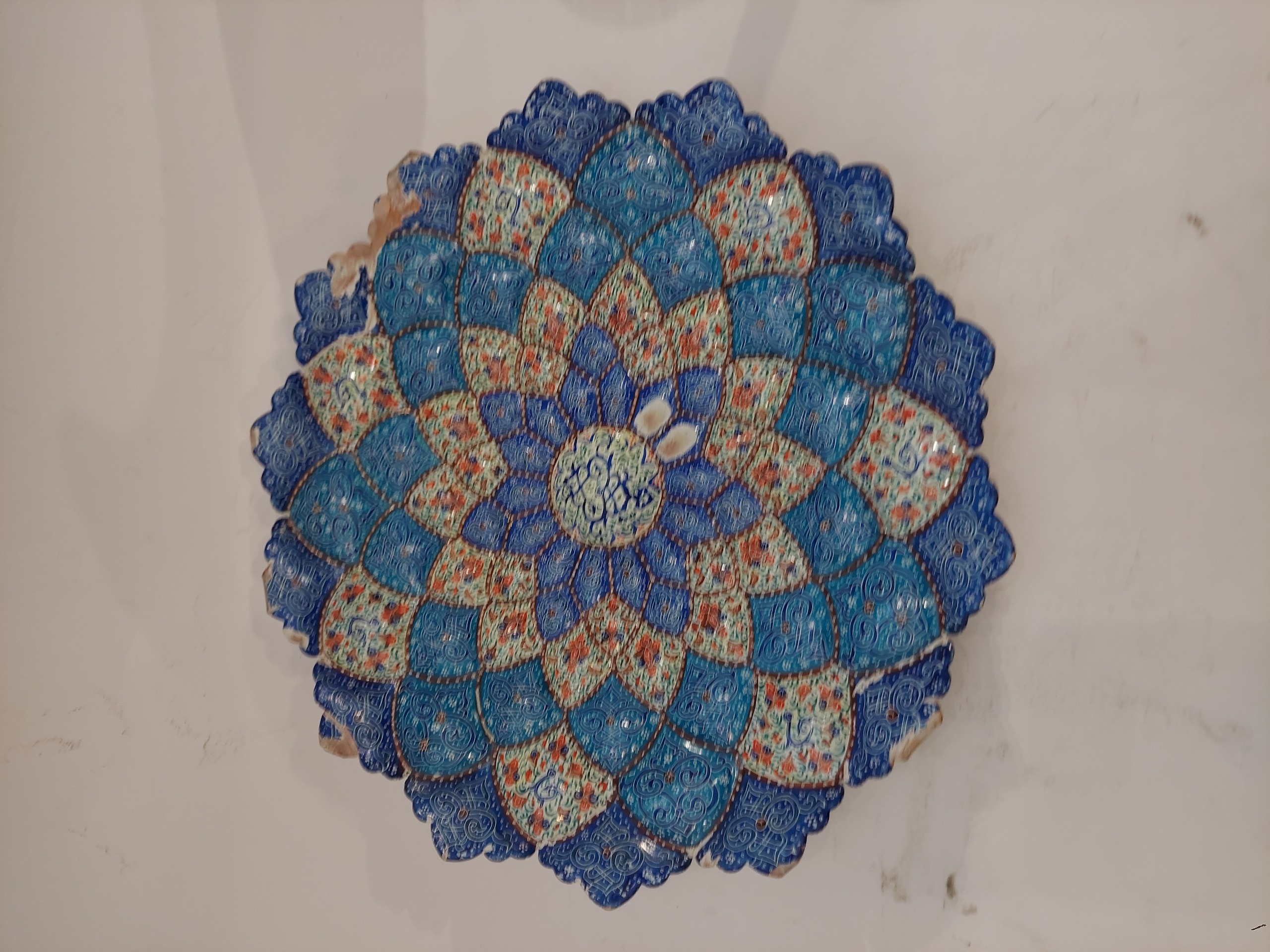 بشقاب مسی میناکاری قدیمی اصفهان