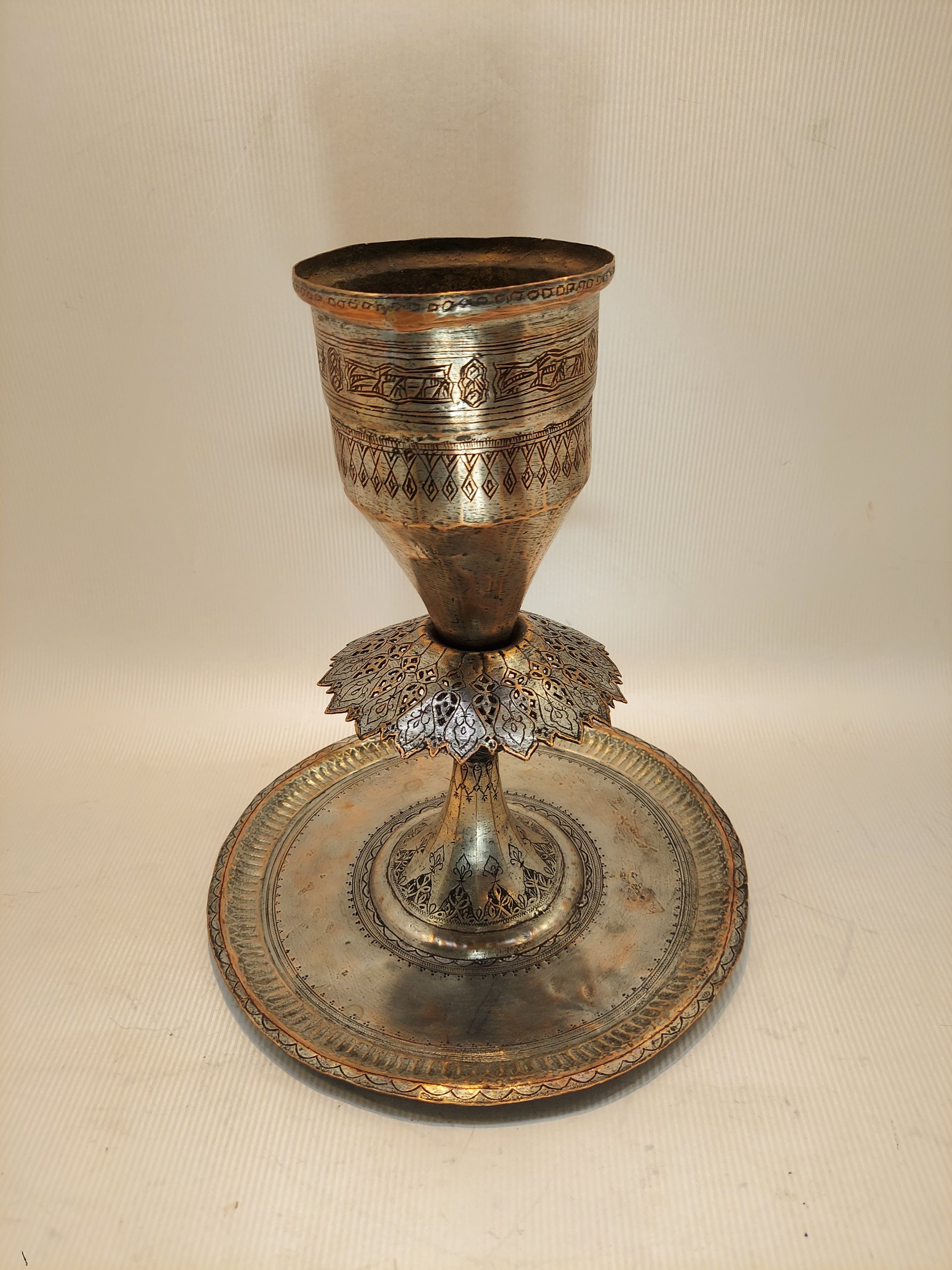 پیسوز مسی کهنه قاجاری قملزنی کار اصیل