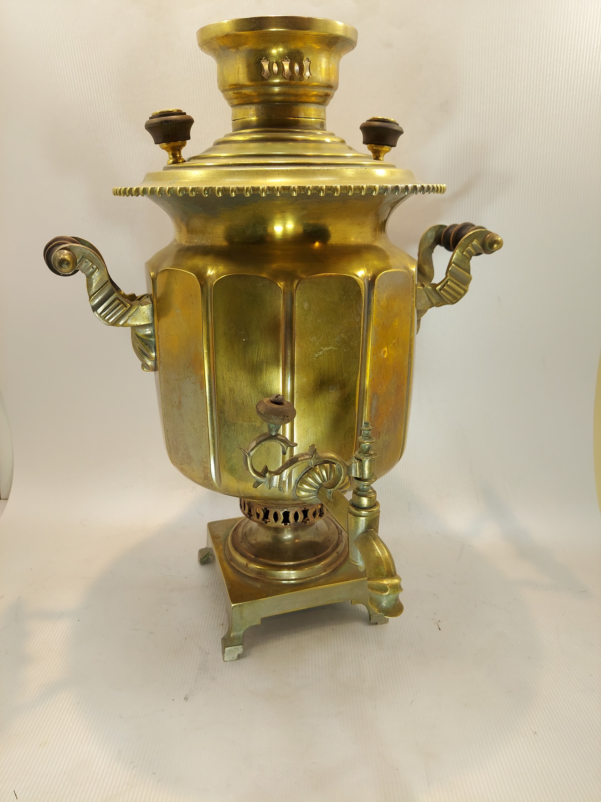 سماور روسی مسوار بسیار زیبا و بکر و سلامت بزرگ