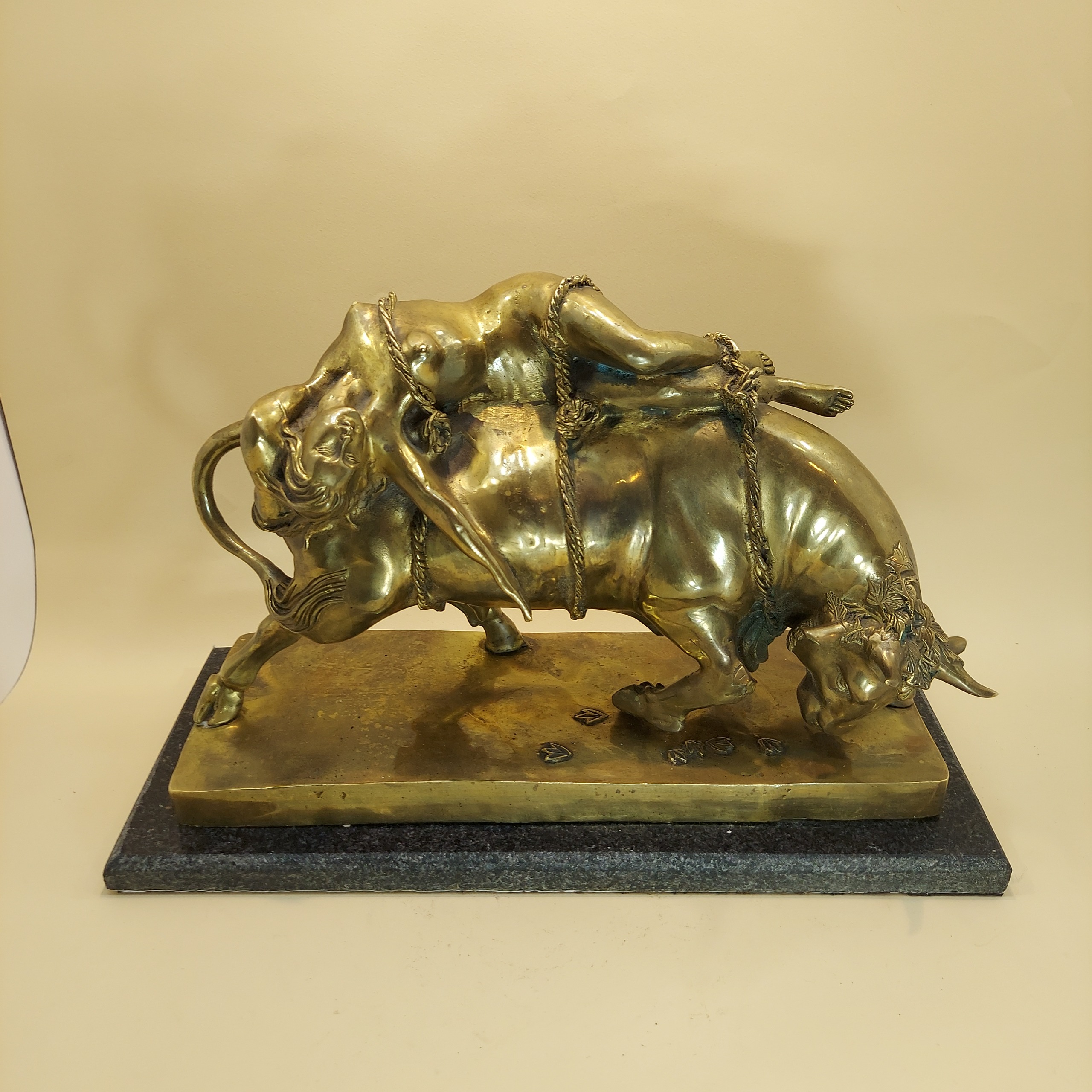 مجسمه برنز اروپایی ماتادور سایز بزرگ و سنگین