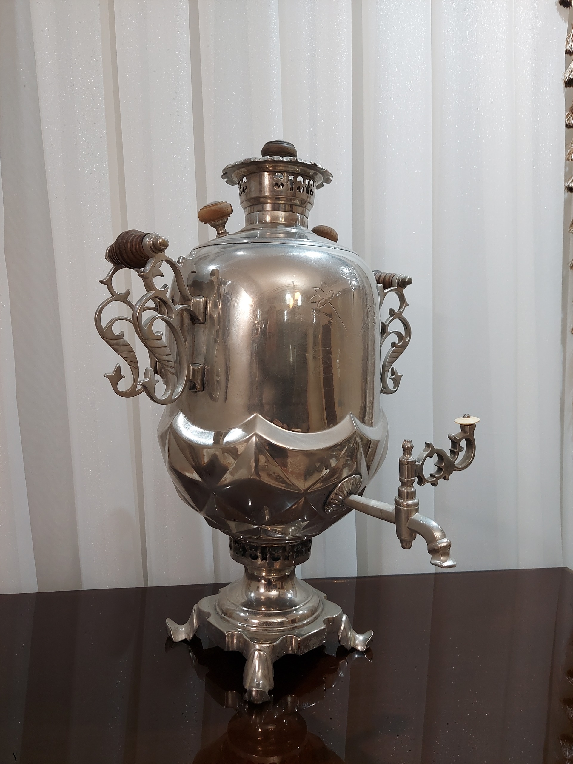 سماور روسی فوق کمیاب 54 سانتی بکر دسته ماهی