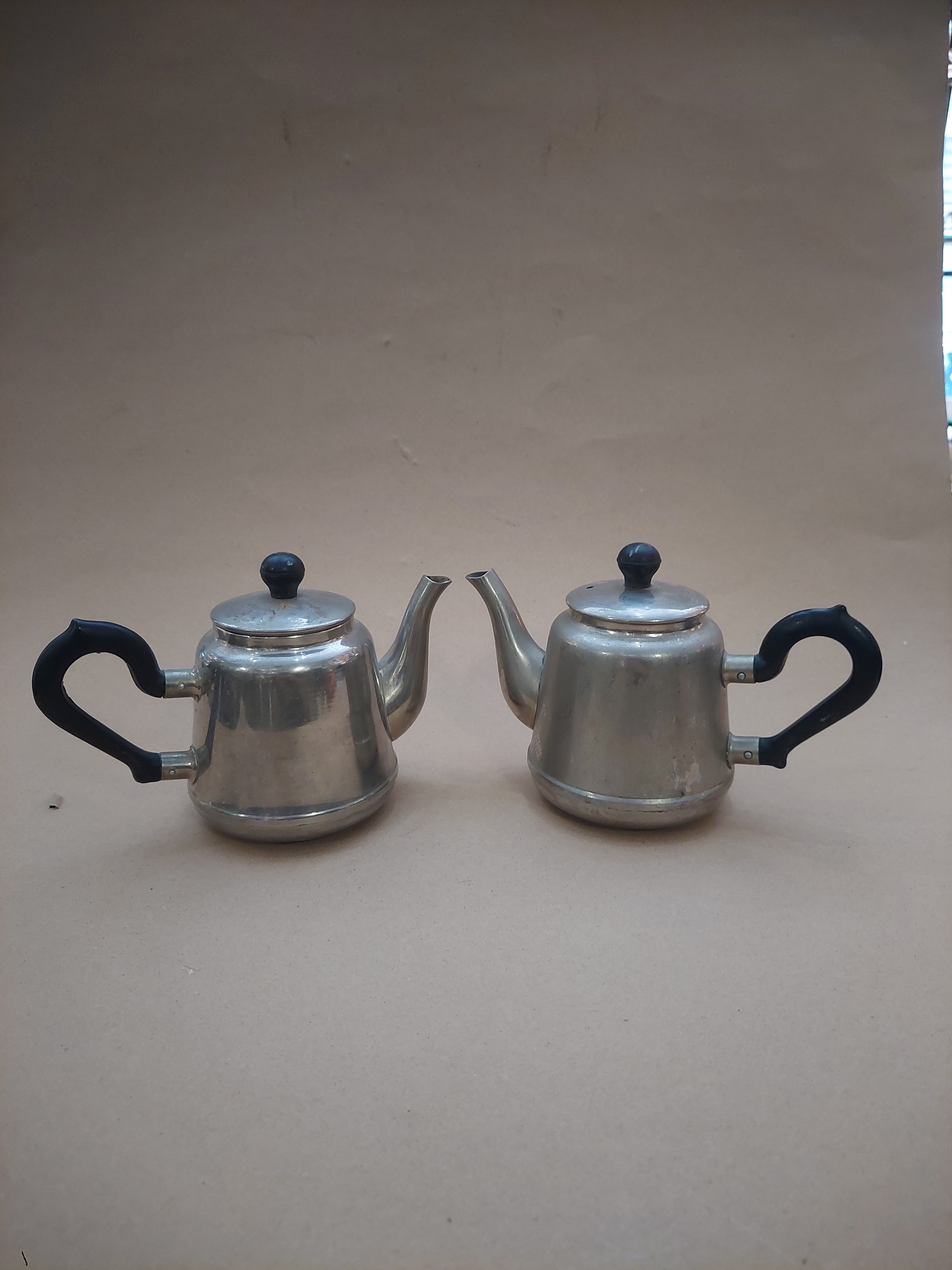 قوری برنجی روسی کهنه مارکدار
