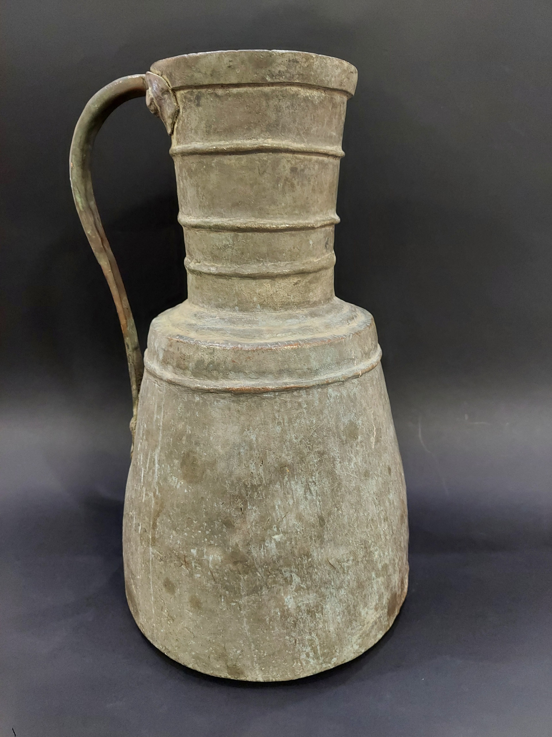 مشربه مسی قاجاری سنگین وزن تراش خاص