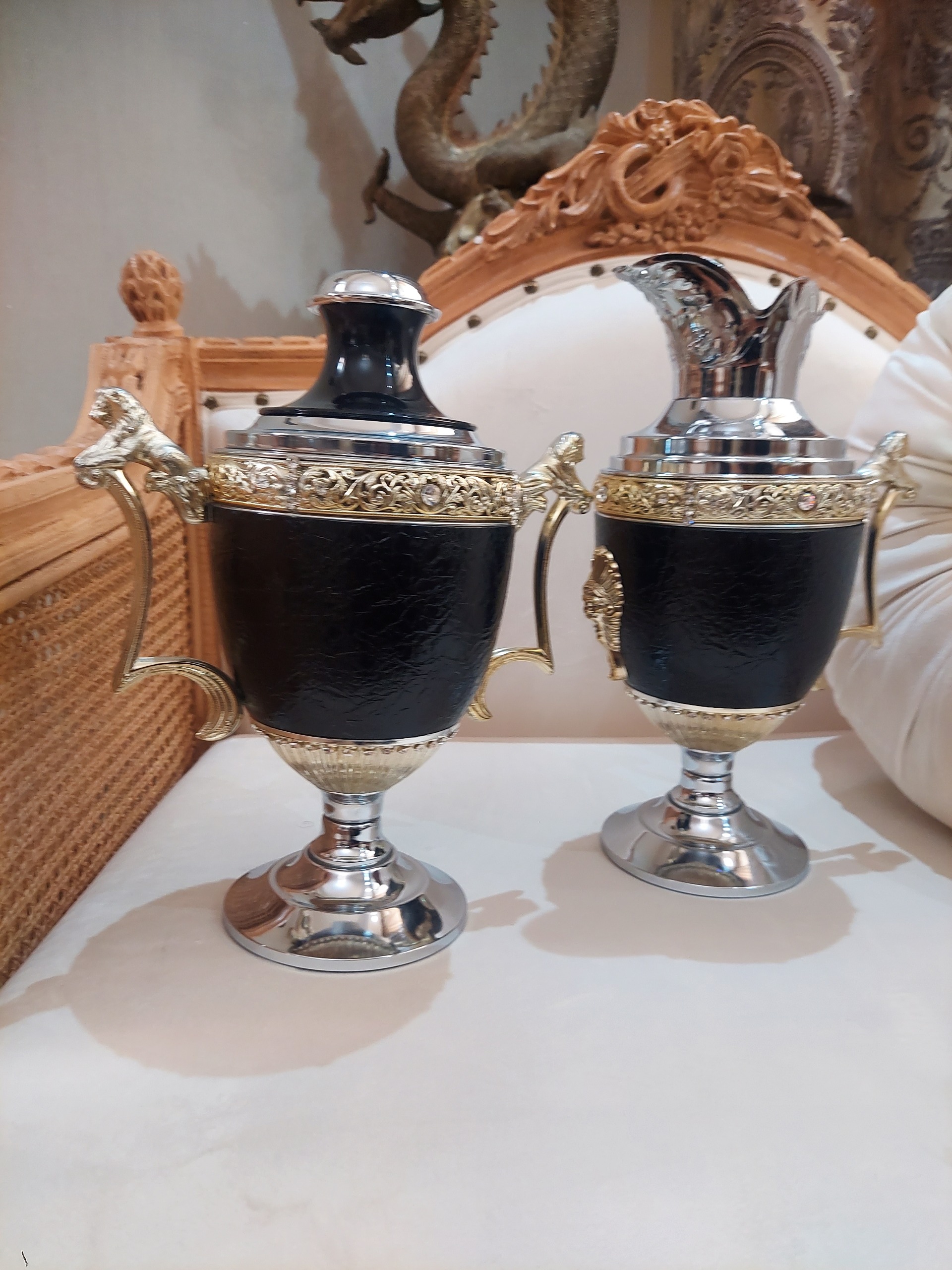 ست پارچ و یخدان ژاپنی کاملا سالم و نو
