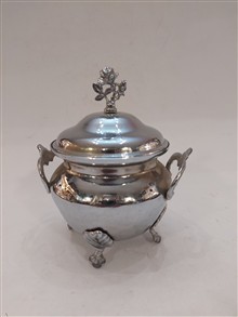 قندان