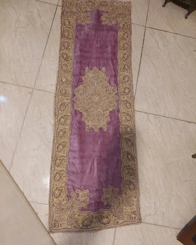 رانر سرمه دوزی مخمل بسیار زیبا و قدیمی