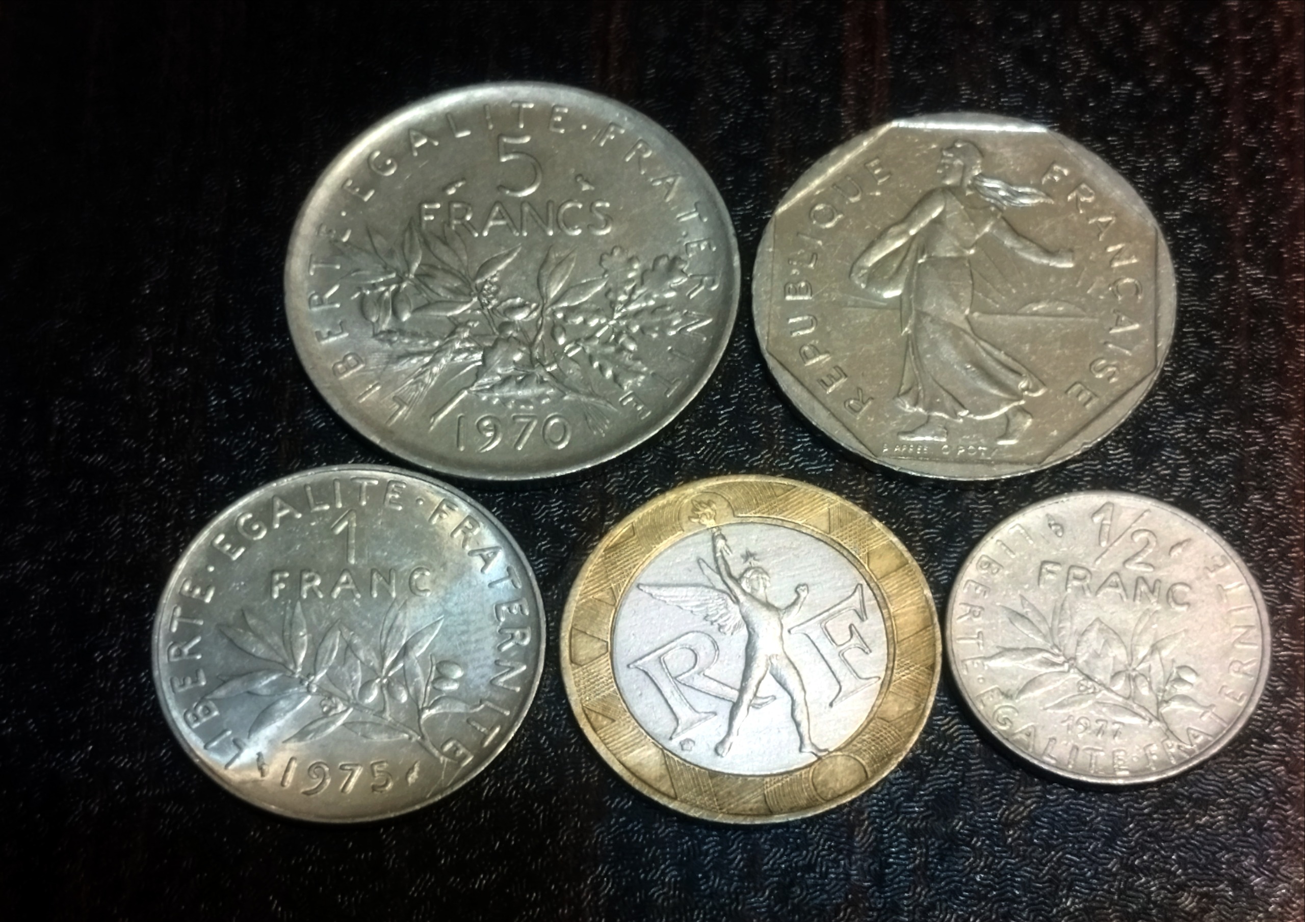 ست فوق نایاب کامل سکه های کشور فرانسه