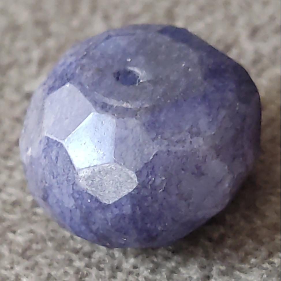 مهره قدیمی یاقوت کبود، جواهر تراش، توضیحات دارد