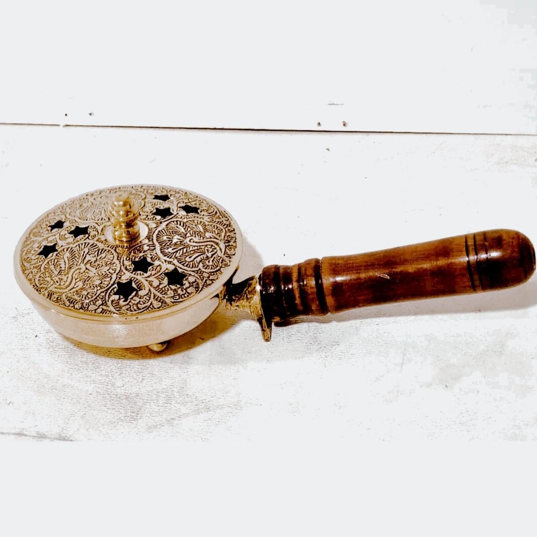 اسپند دود کن برنجی هندی با طرح طاووس