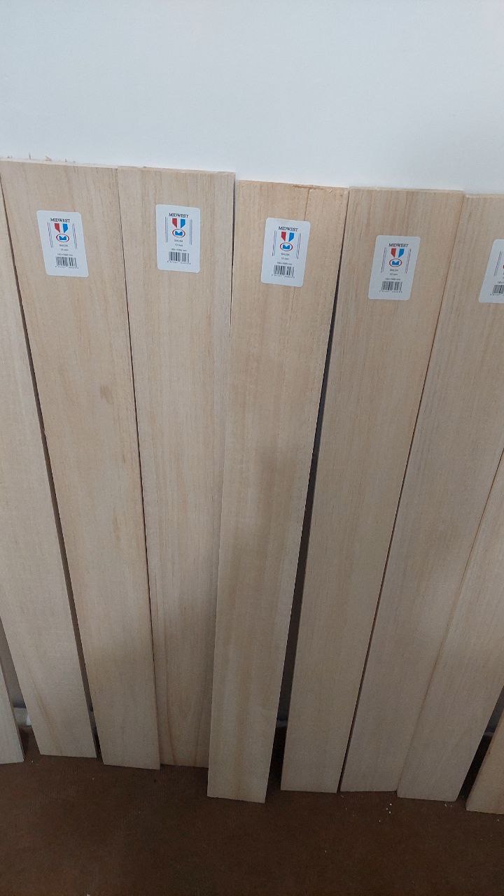 چوب بالسا نرم 10میل برند میدوست 1متر در 10سانت