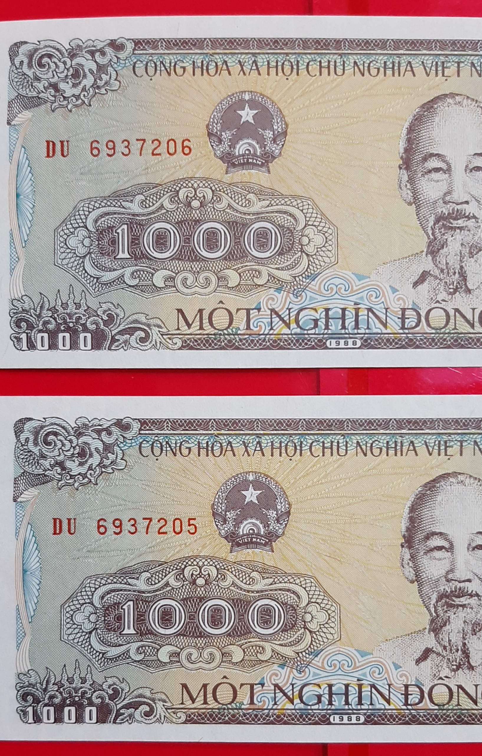 جفت اسکناس 1000 دونگ ویتنام عالی و زیبا (کد62)