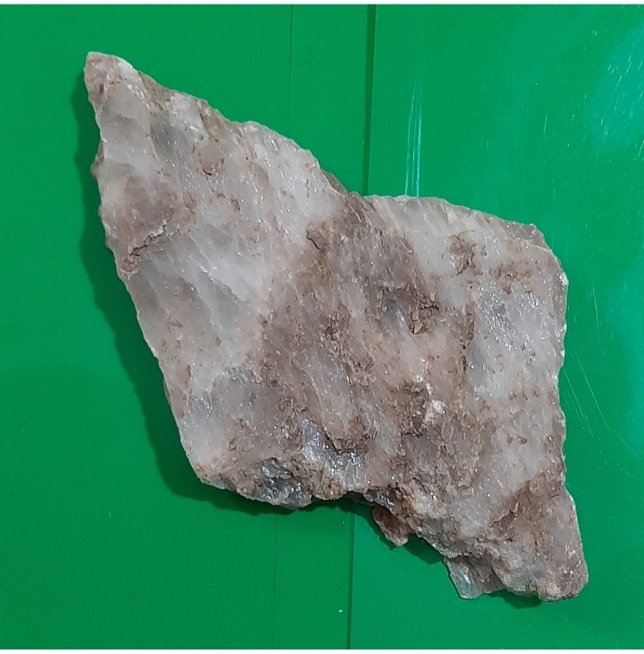 سنگ میکای سفید