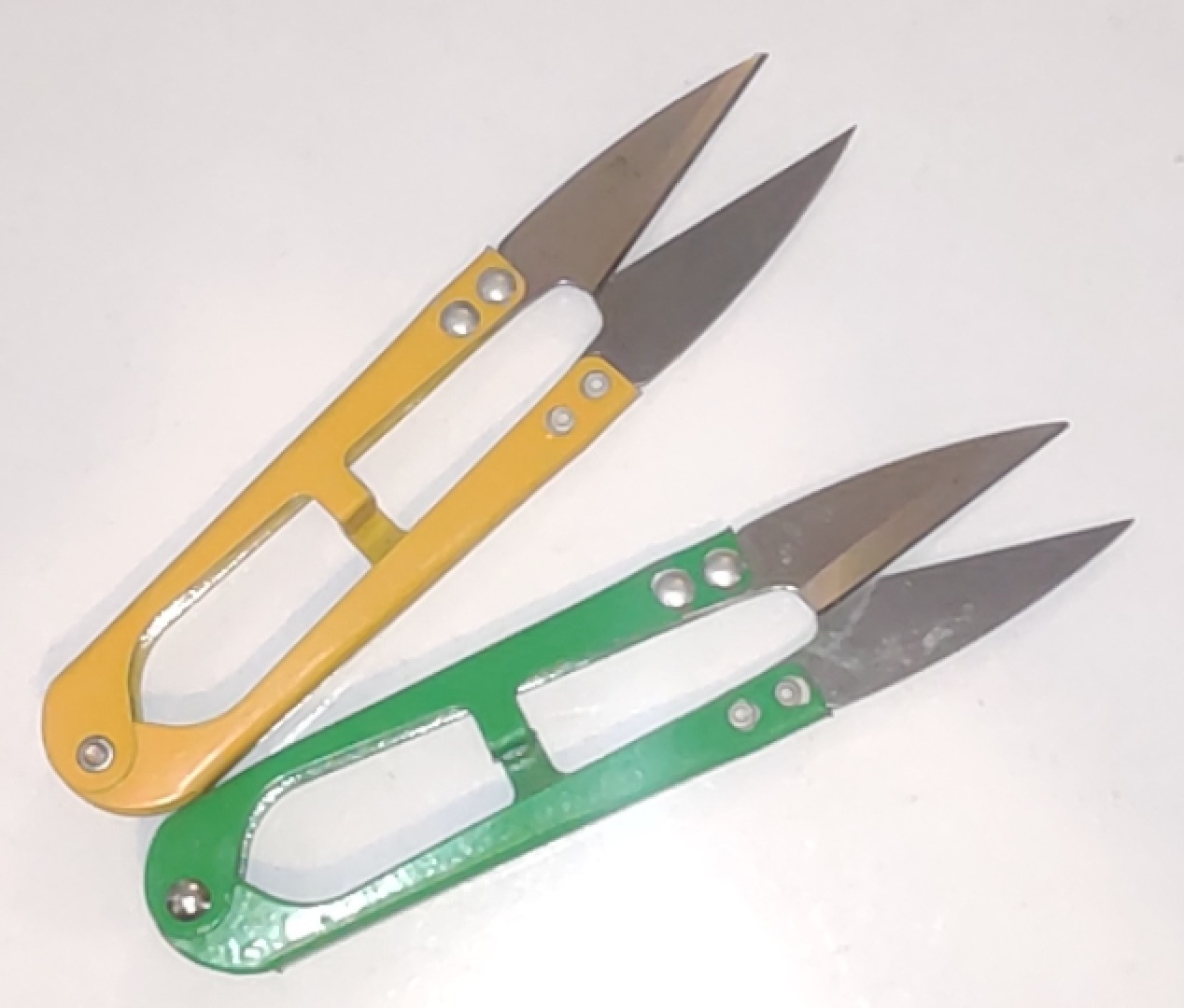 2 عدد قیچی تعمیرات موبایل ( مارک ZOMA)