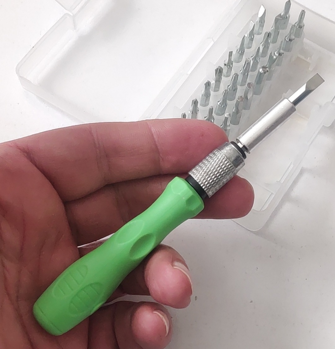 ست پیچ گوشتی تعمیر موبایل و لوازم الکترونیکی