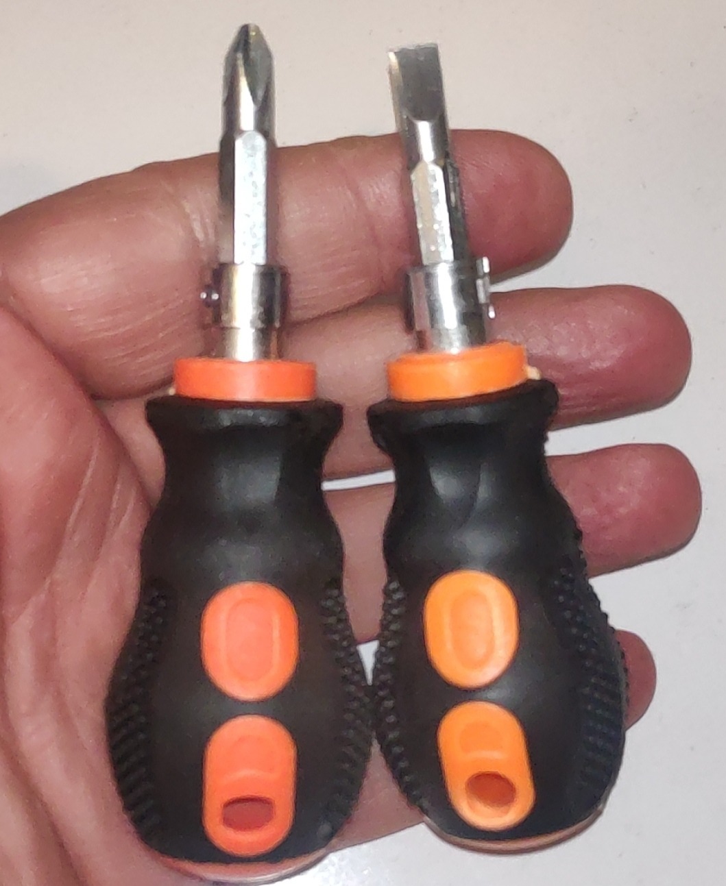 دوعدد پیچ گوشتی مشتی 10 سانتی ( درجه یک)