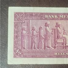 100