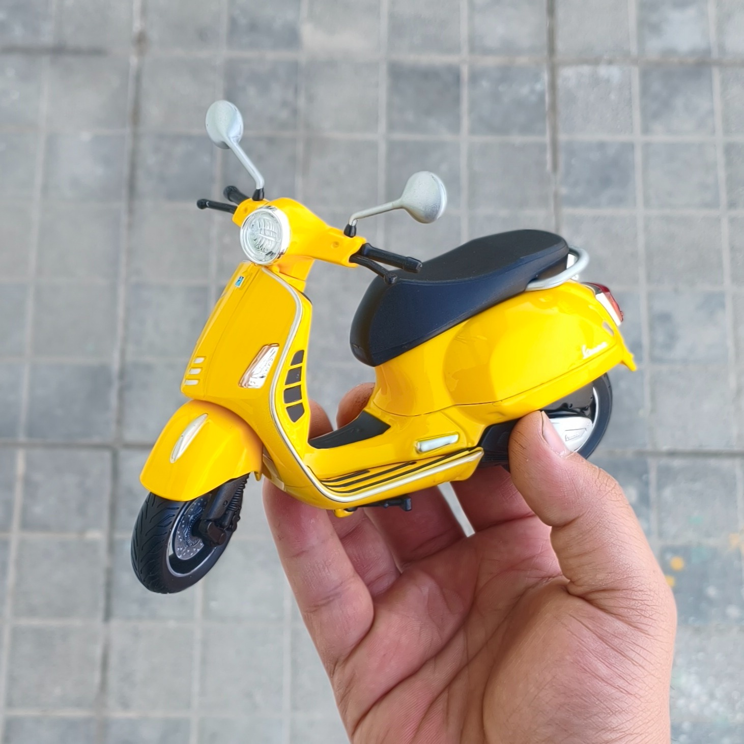 ماکت موتور Vespa GTS Supur
