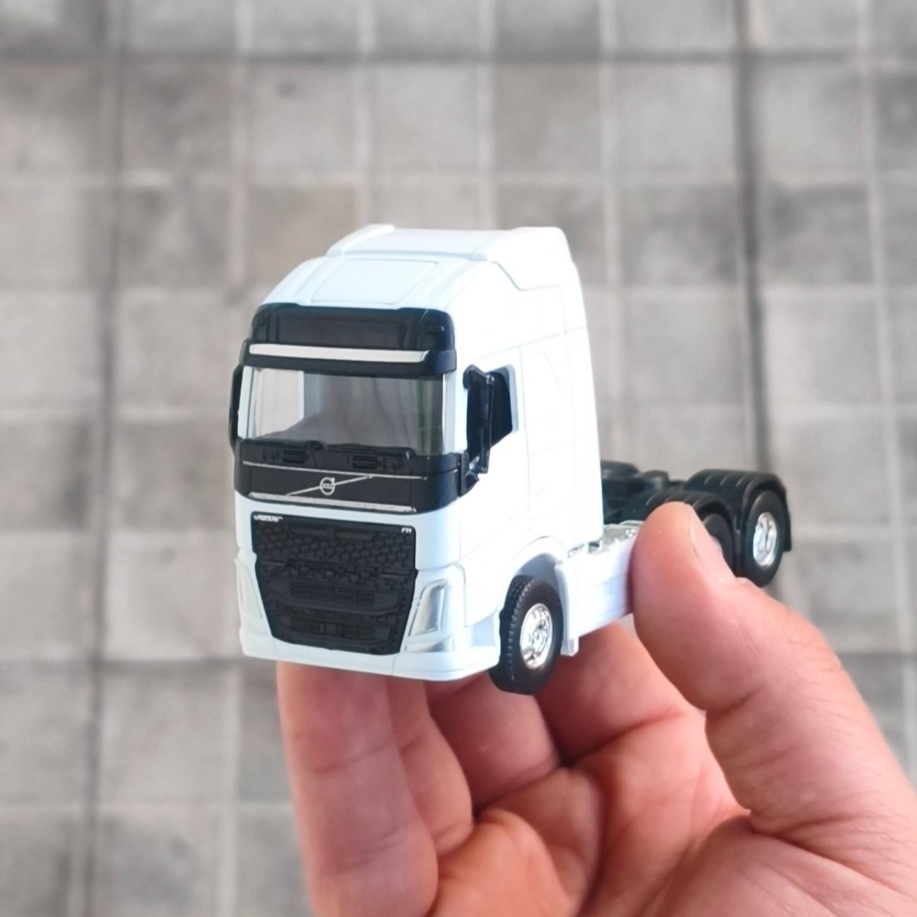 ماکت تریلی Volvo Fh500