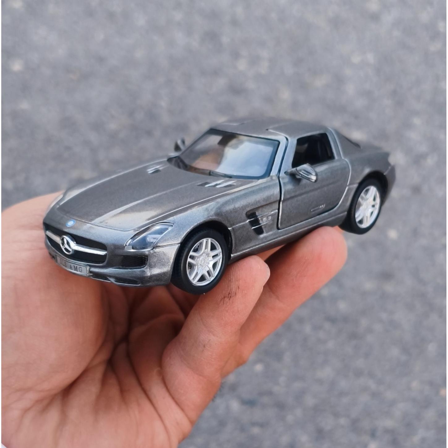 ماکت ماشین Mercedes Benz SLS AMG . برند KiNSMART
